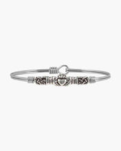 Load image into Gallery viewer, CLADDAGH BANGLE BRACELET