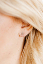 Load image into Gallery viewer, Screwback Stud Earrings - Tally - Silver