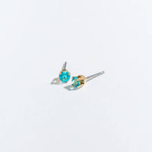 Load image into Gallery viewer, Solitaire Round Cut Birth Stone Ear Sense Stud Earrings