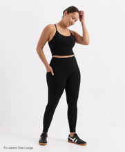 Load image into Gallery viewer, Women's On the Go-To Pocket Legging