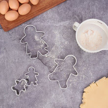 Load image into Gallery viewer, Gingerbread Family Cookie Cutter Set