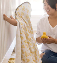 Load image into Gallery viewer, Little Ducks Organic Cotton Hooded Towels 2 Pack