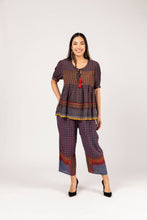Load image into Gallery viewer, Laxmi Tassel Top. SD32