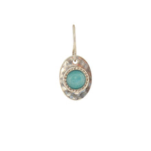 Load image into Gallery viewer, Hammered Oval Earring