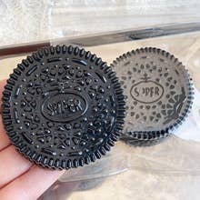 Load image into Gallery viewer, Realistic Sandwich Cookie Squeeze Toy
