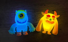 Load image into Gallery viewer, Squeeze &amp; Light Up Monsters
