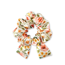 Load image into Gallery viewer, Satin Scrunchie