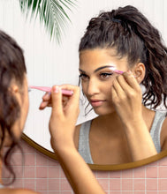 Load image into Gallery viewer, Lemon Lavender Light Up Tweezer