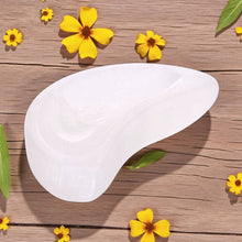 Load image into Gallery viewer, Selenite - Half Moon Trinket Holder