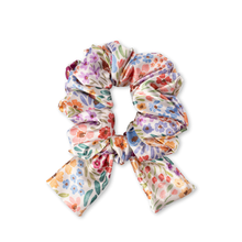 Load image into Gallery viewer, Satin Scrunchie