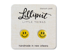 Load image into Gallery viewer, Happy Face Earrings