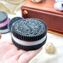 Load image into Gallery viewer, Realistic Sandwich Cookie Squeeze Toy