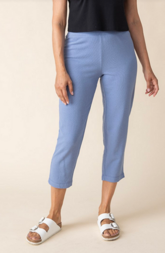 Weekend Terry Easy Capri in Rain