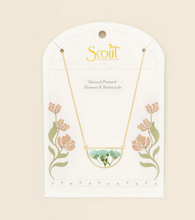 Load image into Gallery viewer, Pressed Flower Necklace