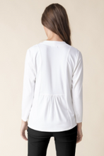 Load image into Gallery viewer, Core Travel Shirred Back Open Front Jacket S26H