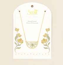 Load image into Gallery viewer, Pressed Flower Necklace