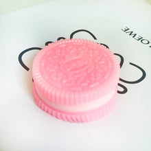 Load image into Gallery viewer, Realistic Sandwich Cookie Squeeze Toy