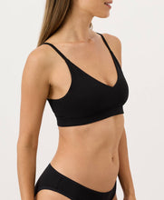 Load image into Gallery viewer, Women's Everyday Classic T-Shirt Bra