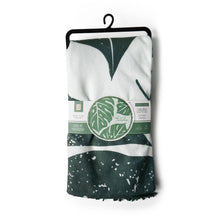 Load image into Gallery viewer, Juice Box 60&quot; Round Beach Towels