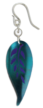 Load image into Gallery viewer, Decorative Calla Lily Leaf Earring