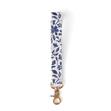 Load image into Gallery viewer, Floral Wristlet Keychain