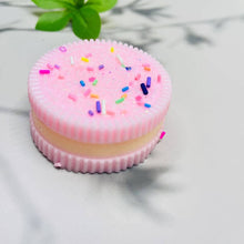 Load image into Gallery viewer, Realistic Sandwich Cookie Squeeze Toy