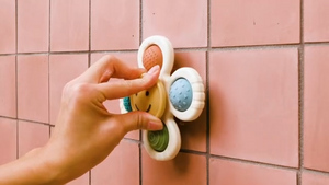 Itzy Pop & Whirl™ - Bath + Travel Toy