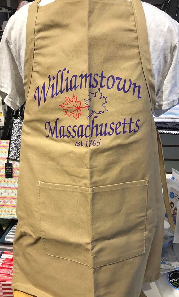 Classic Tie Back Apron Williamstown Leaves